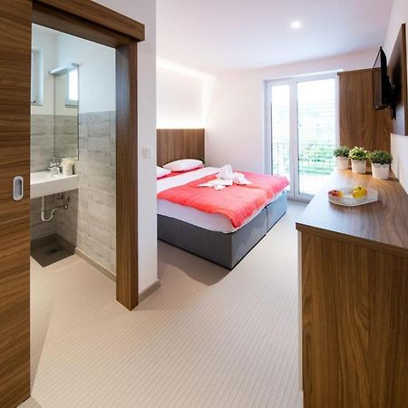 Gostilna Pugelj Hotell Novo Mesto Eksteriør bilde