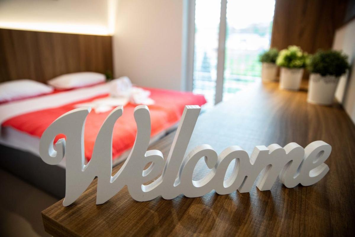 Gostilna Pugelj Hotell Novo Mesto Eksteriør bilde