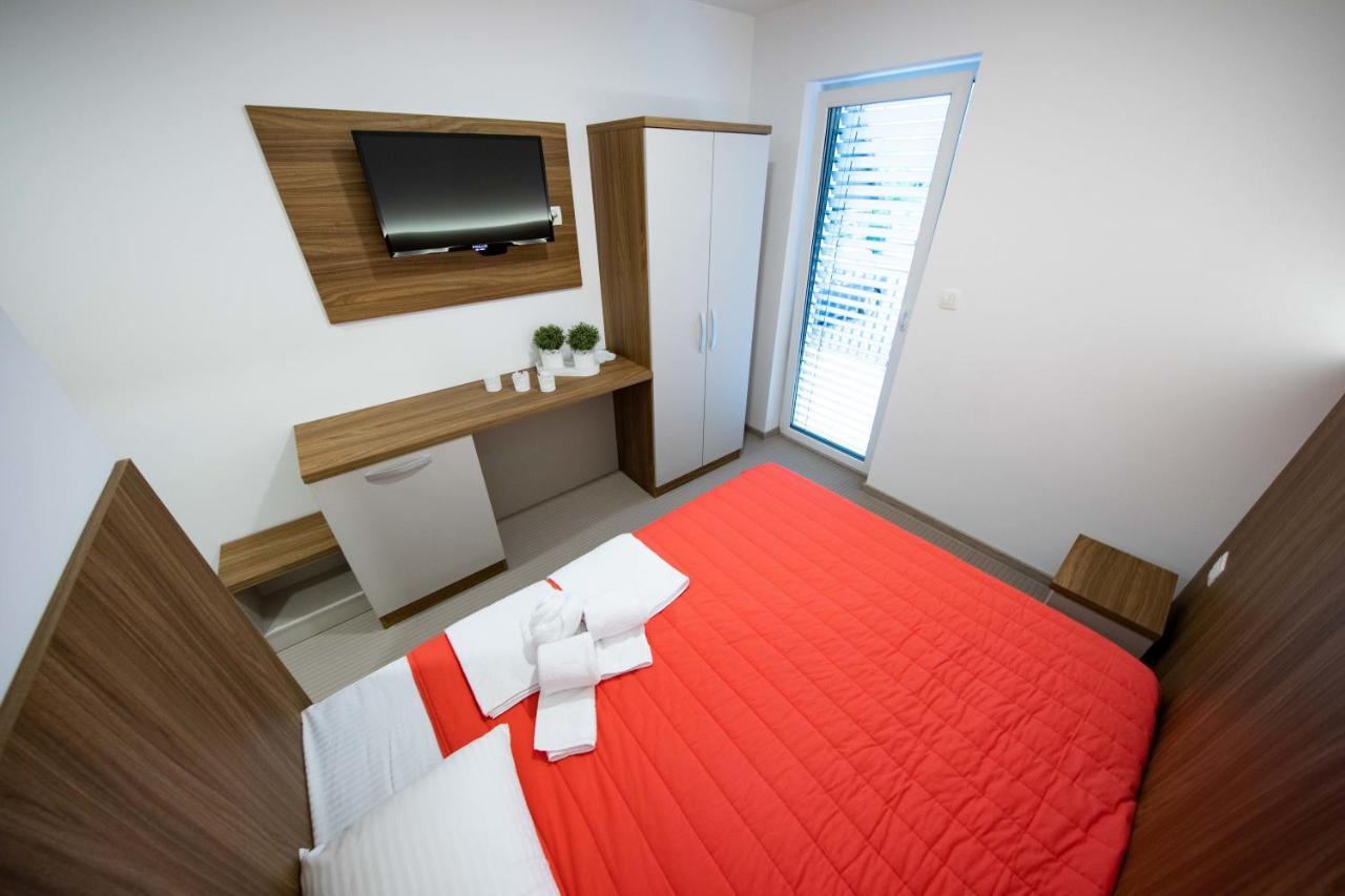 Gostilna Pugelj Hotell Novo Mesto Eksteriør bilde