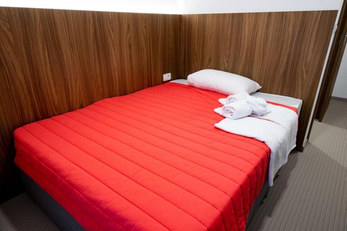 Gostilna Pugelj Hotell Novo Mesto Eksteriør bilde